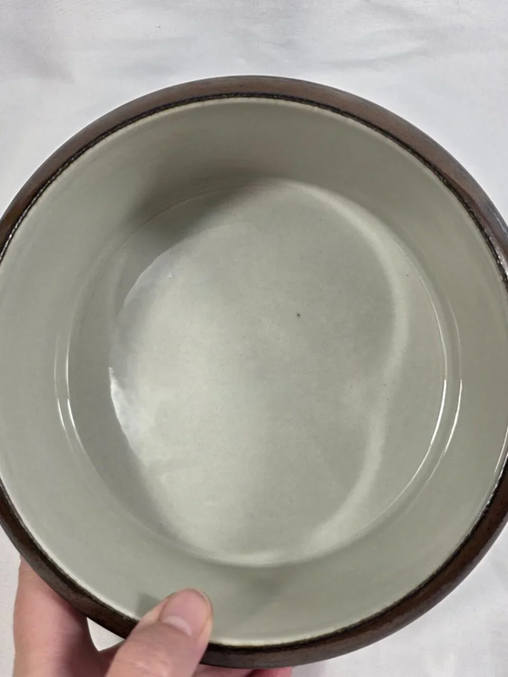 Arabia of Finland Karelia 8 Inch Vegetable Bowl Brown Bands on Gray Background